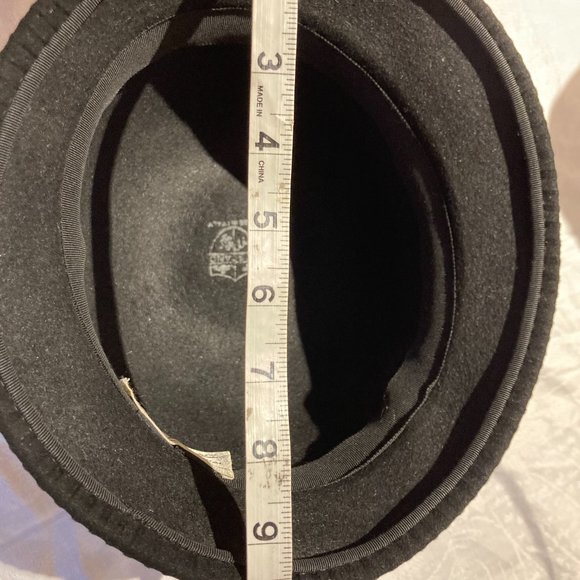 Vintage 60s TOSCANO Charmaine Original Black Felt Bow CLOCHE HAT Made in Italy - Picture 10 of 10